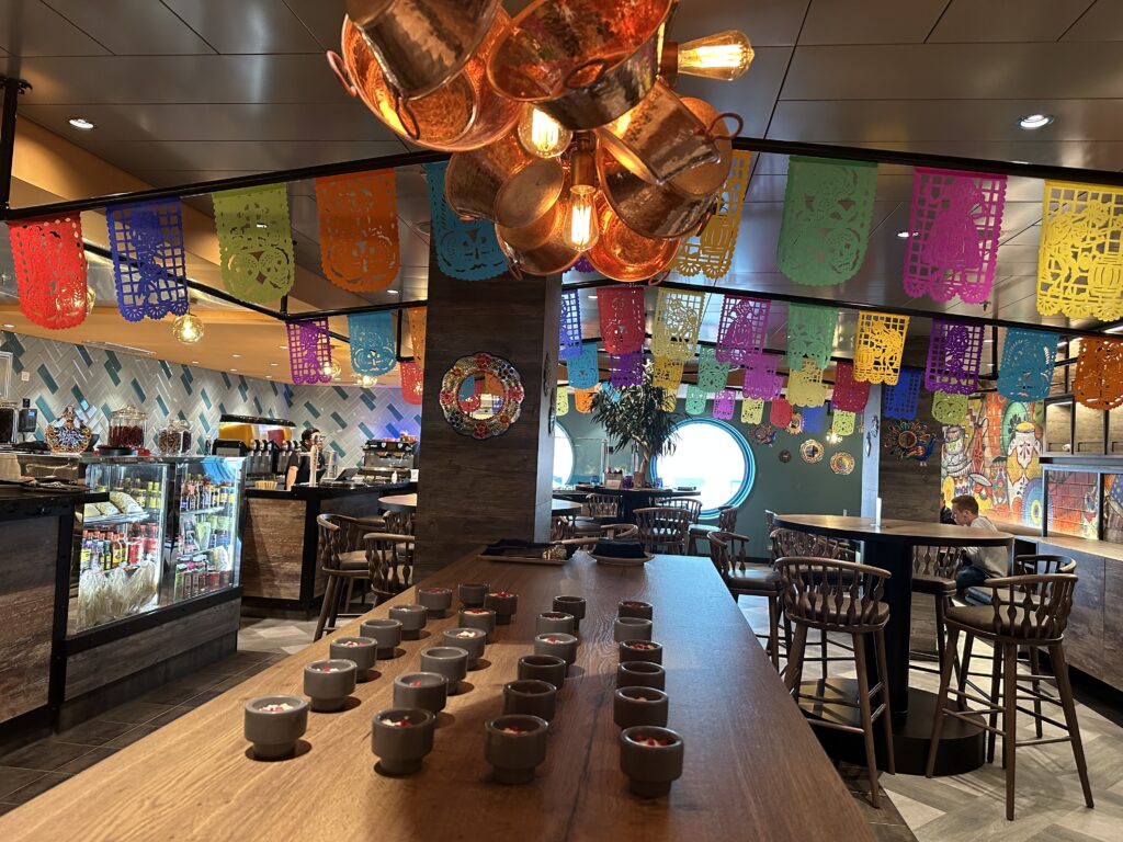 Interior do restaurante mexicano