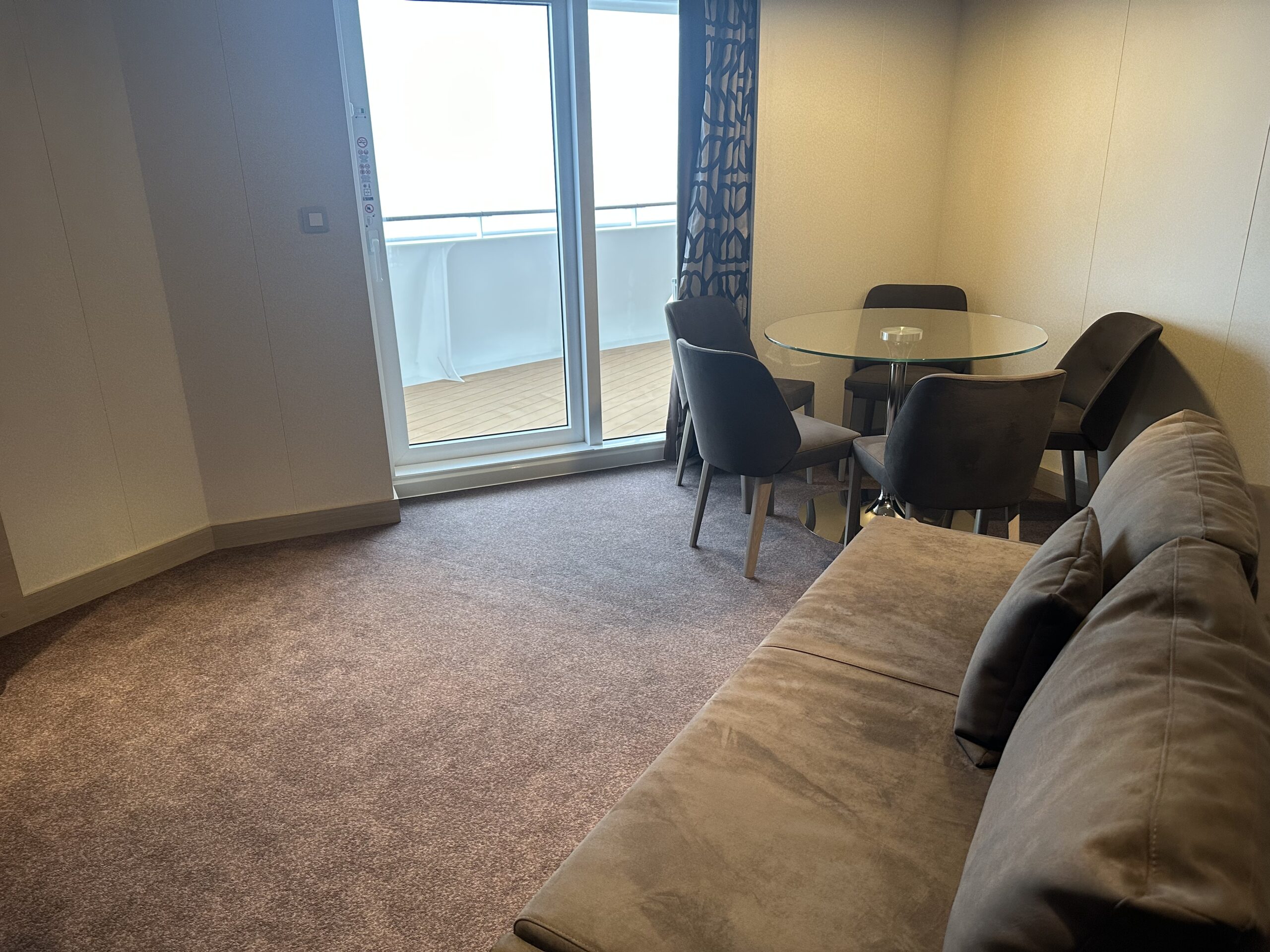 Sala da Grand Suite Aurea with Terrace and Whirlpool Sala da Grand Suite Aurea with Terrace and Whirlpool