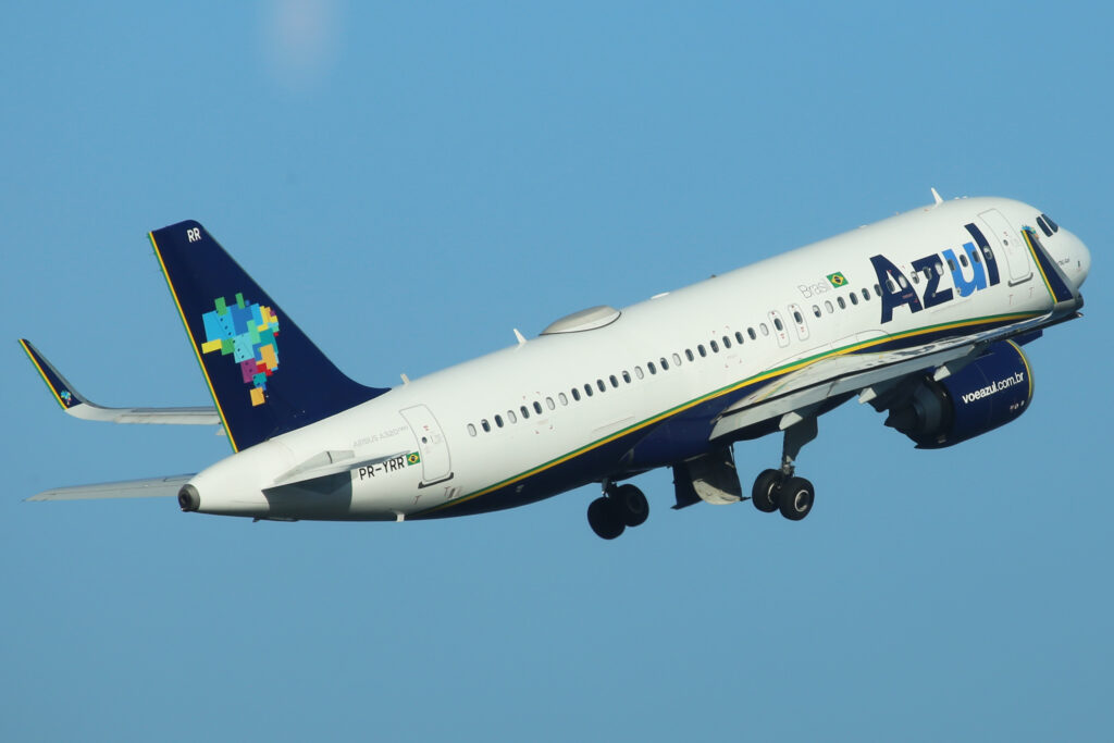 A320NeoAzul Foto LuisNeves31 Azul anuncia Porto Alegre-Navegantes e Curitiba-Florianópolis