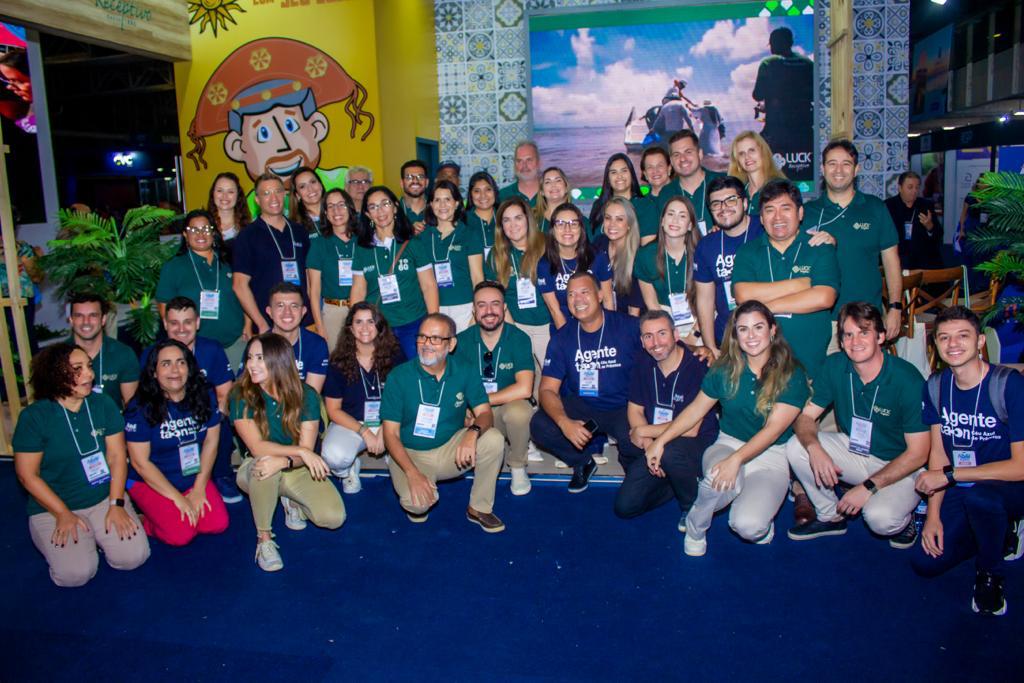 Azul Viagens anuncia oficialmente o lançamento do "Anfitrião Azul Viagens" Azul Viagens anuncia oficialmente o lançamento do "Anfitrião Azul Viagens"