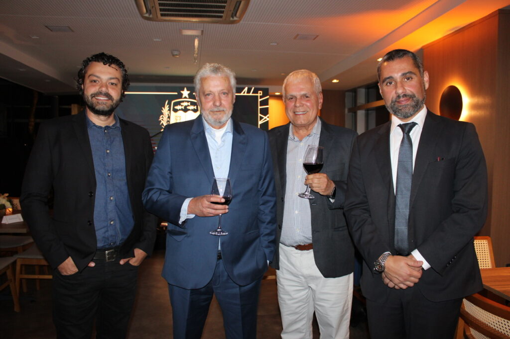 Victor Carvalho, Mario Carvalho, Edenir Peixoto e Fábio Acerbi