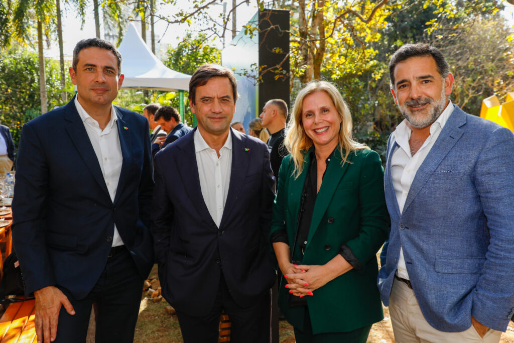 Carlos Antunes Luis Rodrigues presidente da TAP e Bernardo Correa de Barros do presidente Turismo de Cascais Portugal 360 reúne trade em São Paulo; veja fotos