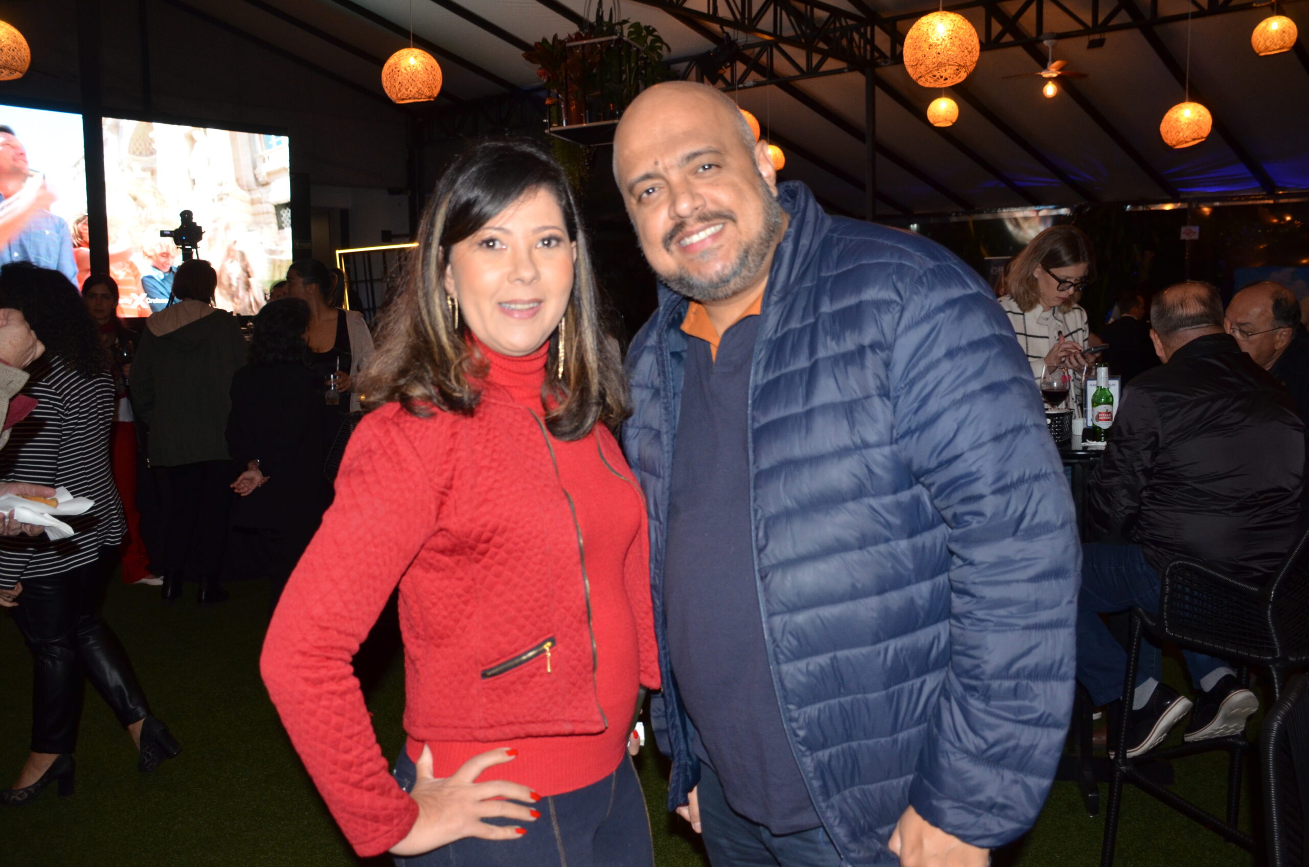 Luciana Marçola, da Neoturismo e Diego Rocha, da Estilo e Artes Viagens Luciana Marçola, da Neoturismo e Diego Rocha, da Estilo e Artes Viagens