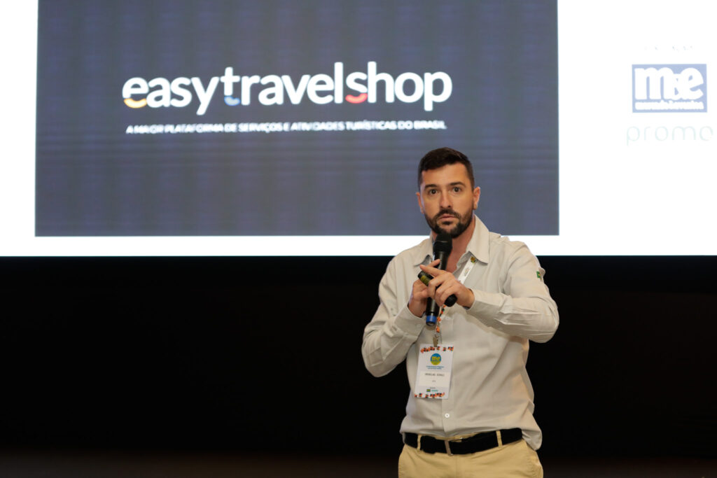 Douglas Diniz da ETS 1 Roadshow M&E 2023: ETS divulga produtos para agentes de viagens do Rio de Janeiro
