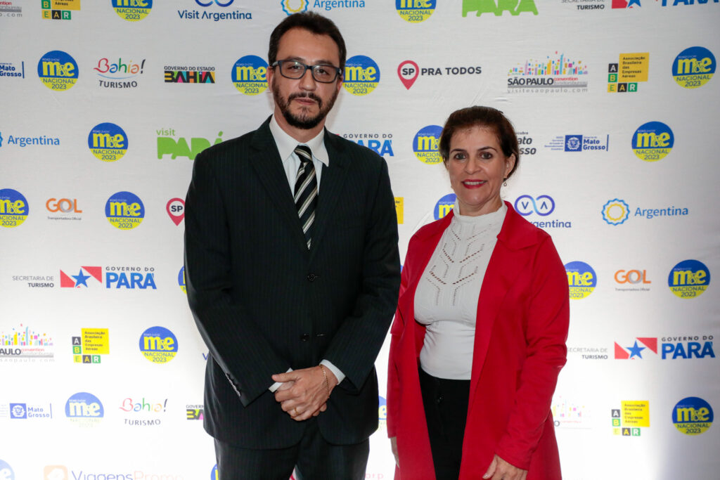 Édson Monteiro, gerente geral e Luciana Marota, gerente comercial do Royal Tulip JP