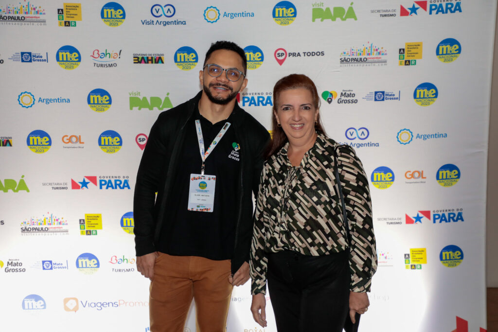 Elias Batista, e Simone Lara, da Seadtur-MT