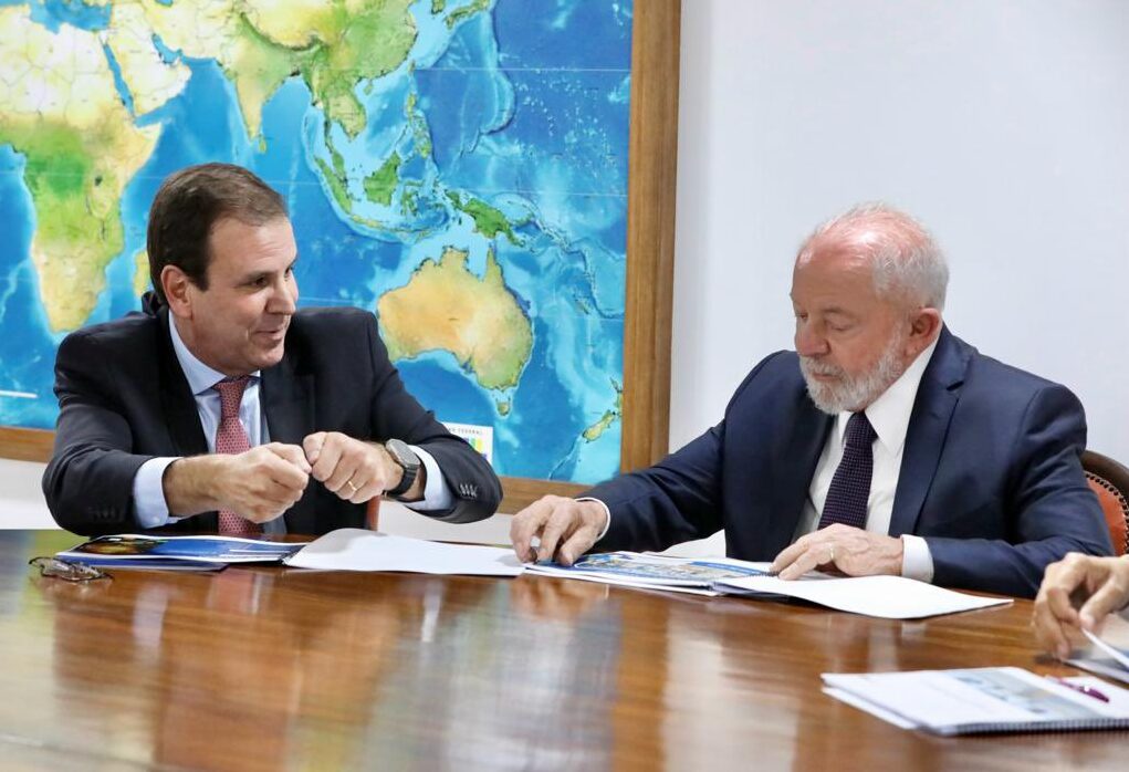 FynvD92X0AEFQpE e1686832945736 Paes parabeniza Lula e celebra decisão do governo sobre futuro do Santos Dumont