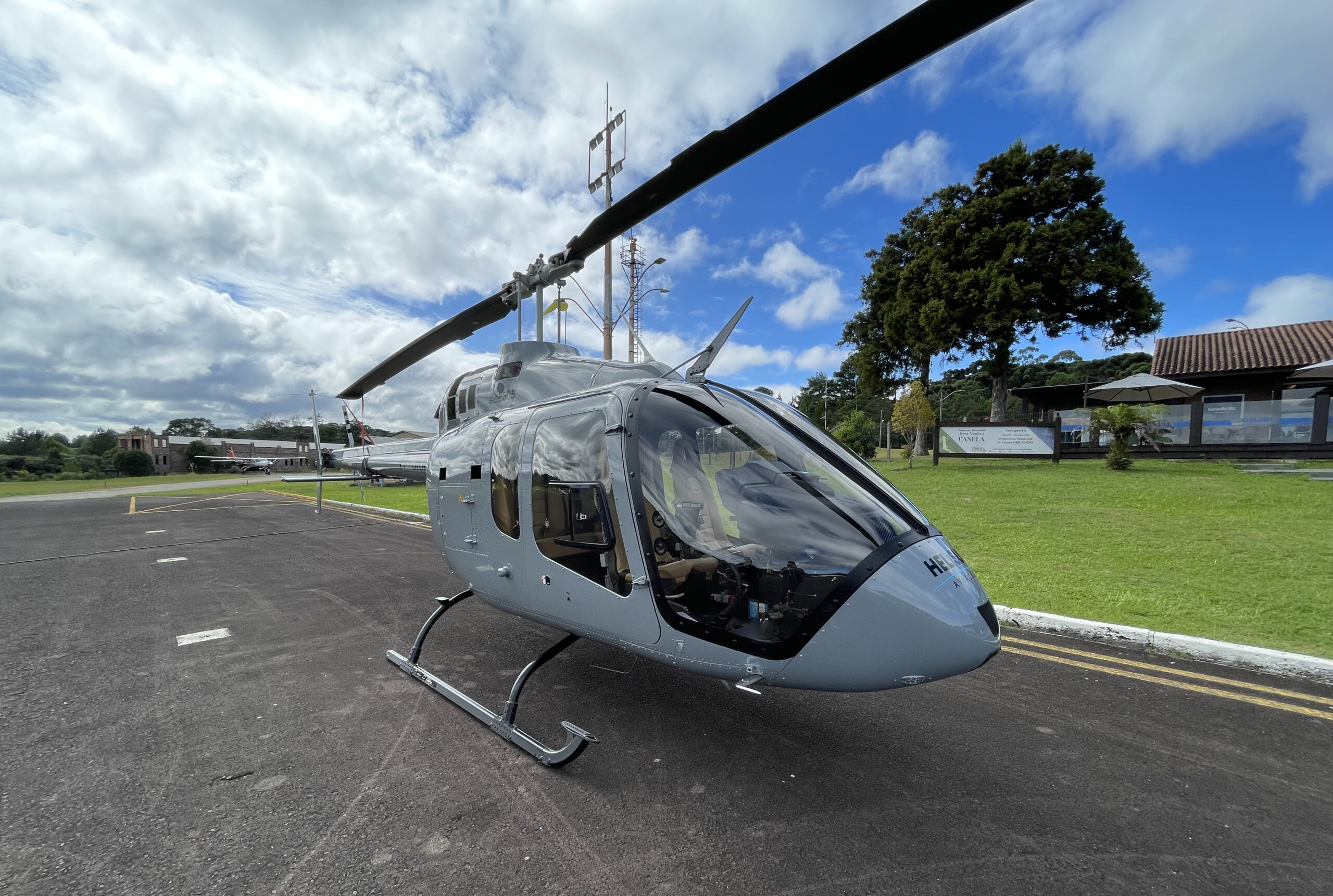Helisul inicia voos panorâmicos de helicóptero na Serra Gaúcha 1 Helisul Voo Panoramico Gramado e Canela 5 scaled e1686855284799 Helisul inicia voos panorâmicos de helicóptero na Serra Gaúcha