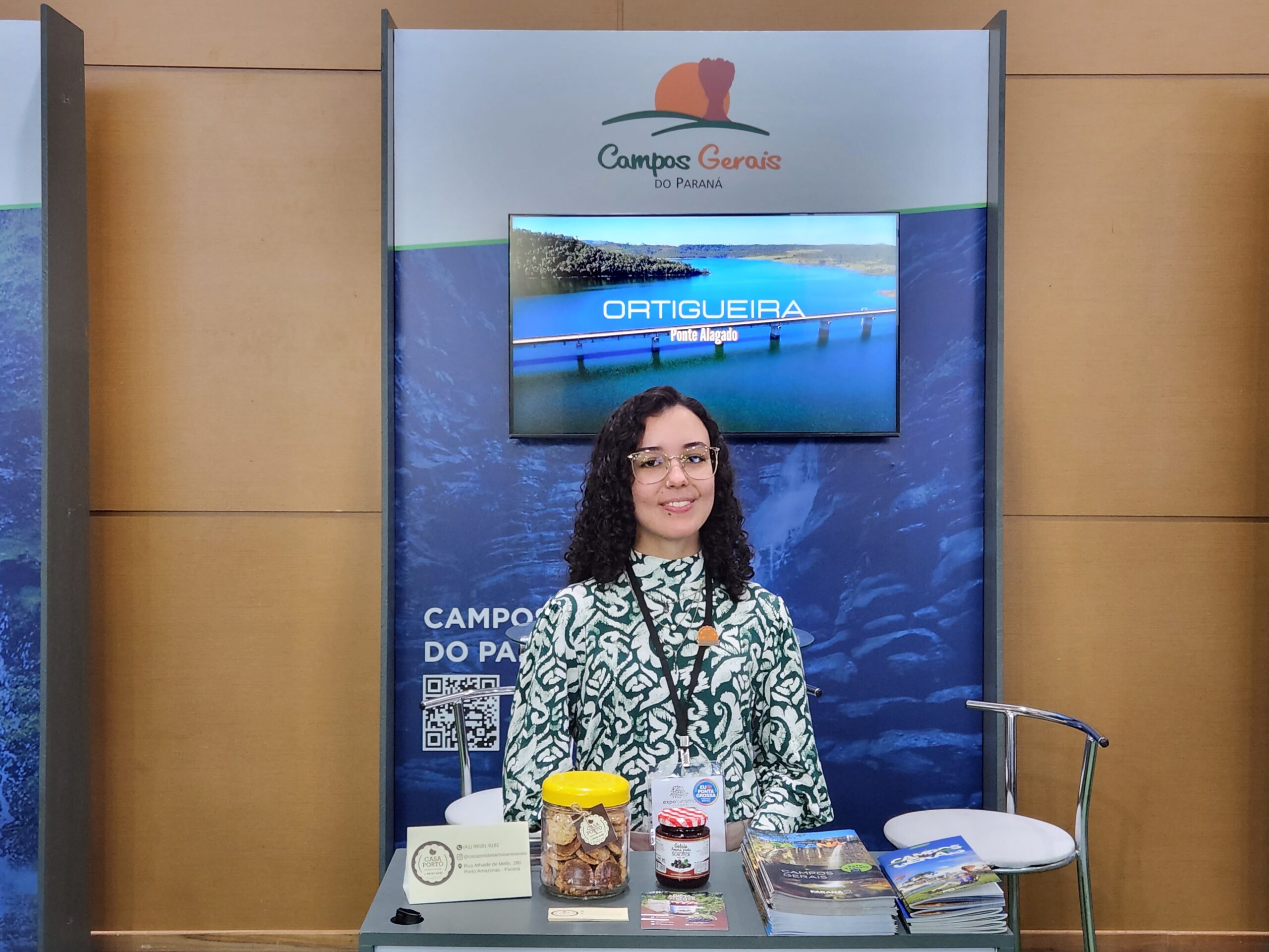 Hellen Vitória Silva, da Adetur Campos Gerais Hellen Vitória Silva, da Adetur Campos Gerais