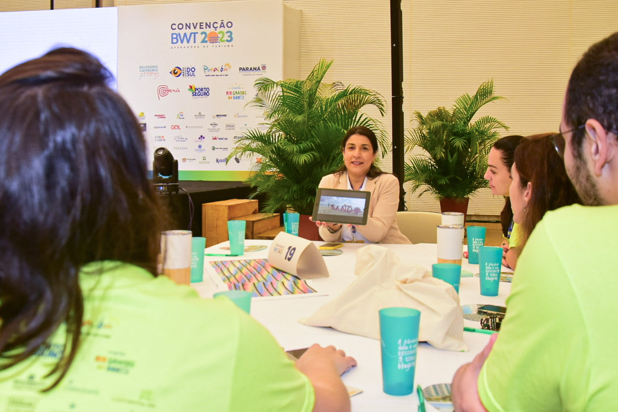 Apresentação do hotel Sandos na rodada de negócios da BWT Apresentação do hotel Sandos na rodada de negócios da BWT