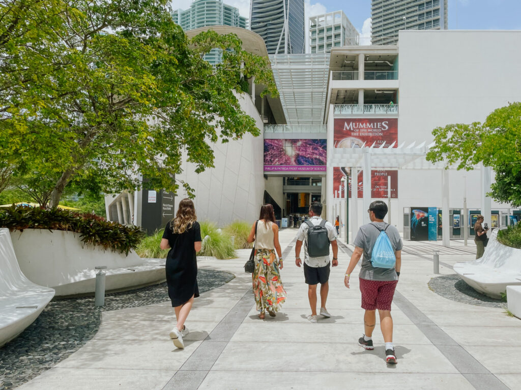 O Frost Museum fica dentro de um complexo, onde também há o PAMM