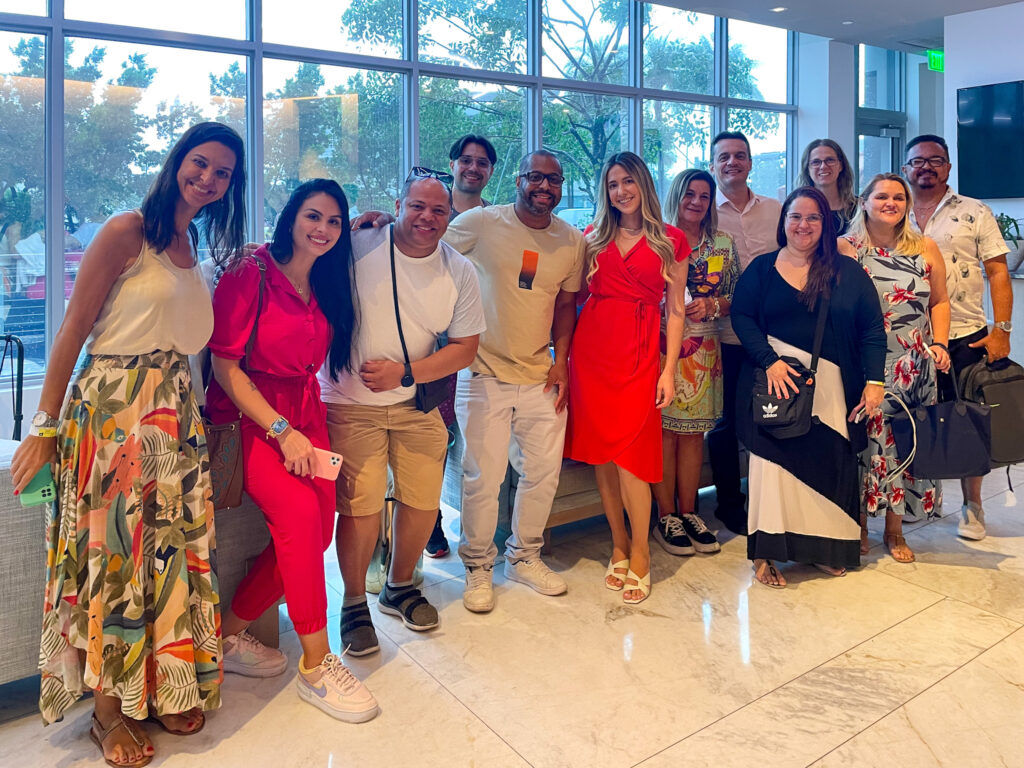 Agentes de viagens com Liz Perez, do Kimpton Hotel Palomar South Beach