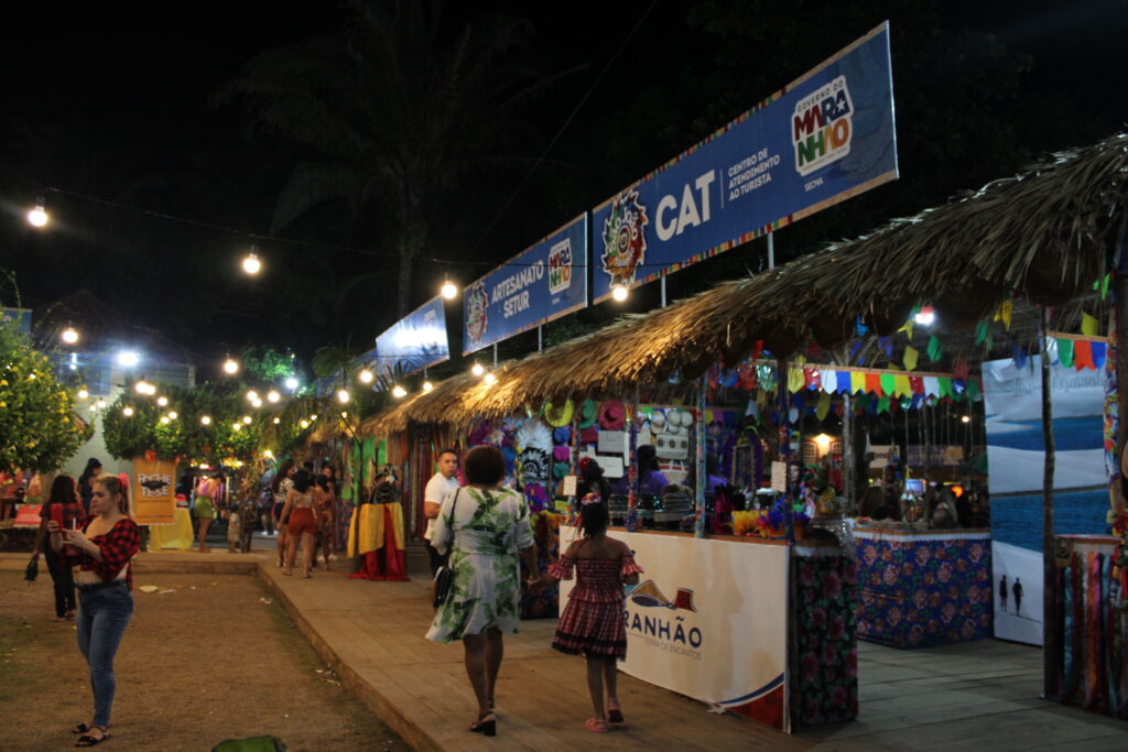 Dentro dos Arraias, há ainda o CAT - Centro de Atendimento ao Turista