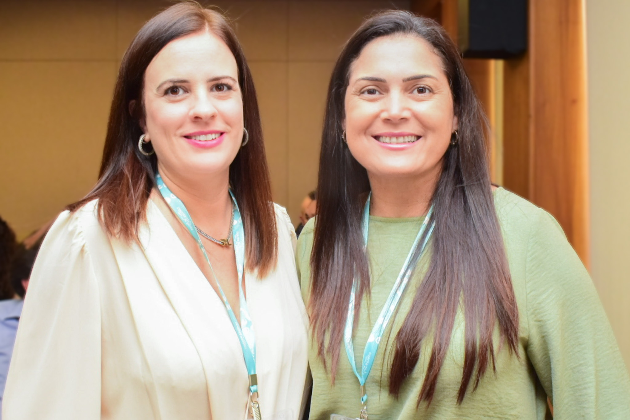 Lara Zani e Leia Pereira, da Zani Turismo