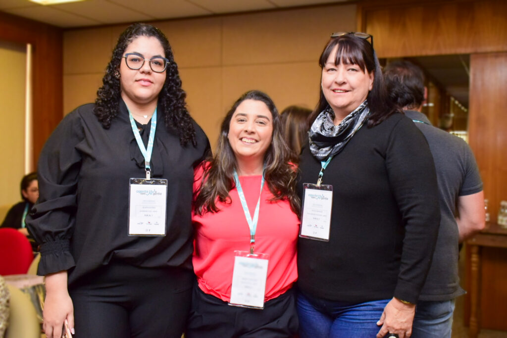 Alana Satiro ,Mirella Porto e Suely Moraes