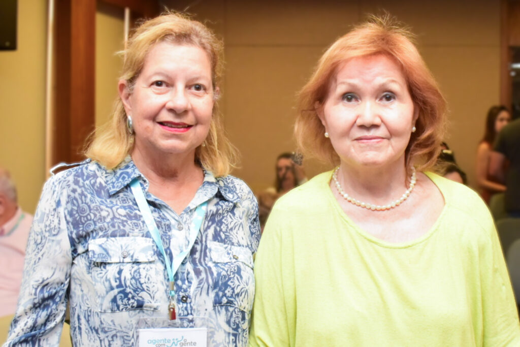 Silvia Giusti, da Universal Turismo e Kiyomi Ueda, da Célia Viagens e Turismo