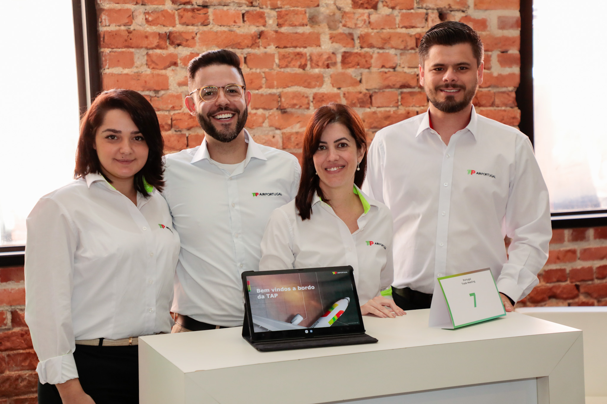 Lígia Marcomini, Henrique Brasil, Camila Souza e Marcel Mazzonetto, da TAP Lígia Marcomini, Henrique Brasil, Camila Souza e Marcel Mazzonetto, da TAP