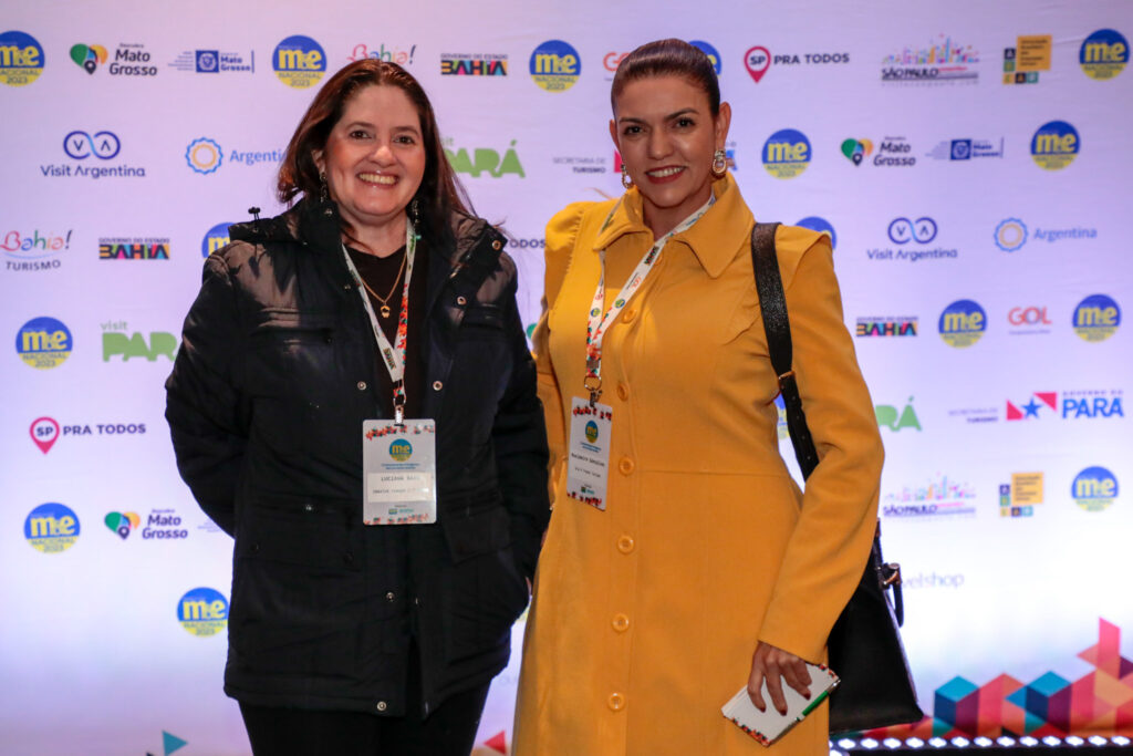 Luciana Saab, da Ibratur Viagem e Turismo, e Rosimeire Gonçalves, da Via C Travel Turismo