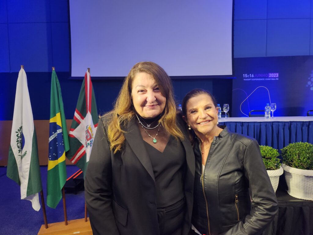Magda Nassar, presidente da Abav Nacional, e Marta Rossi, CEO do Festuris