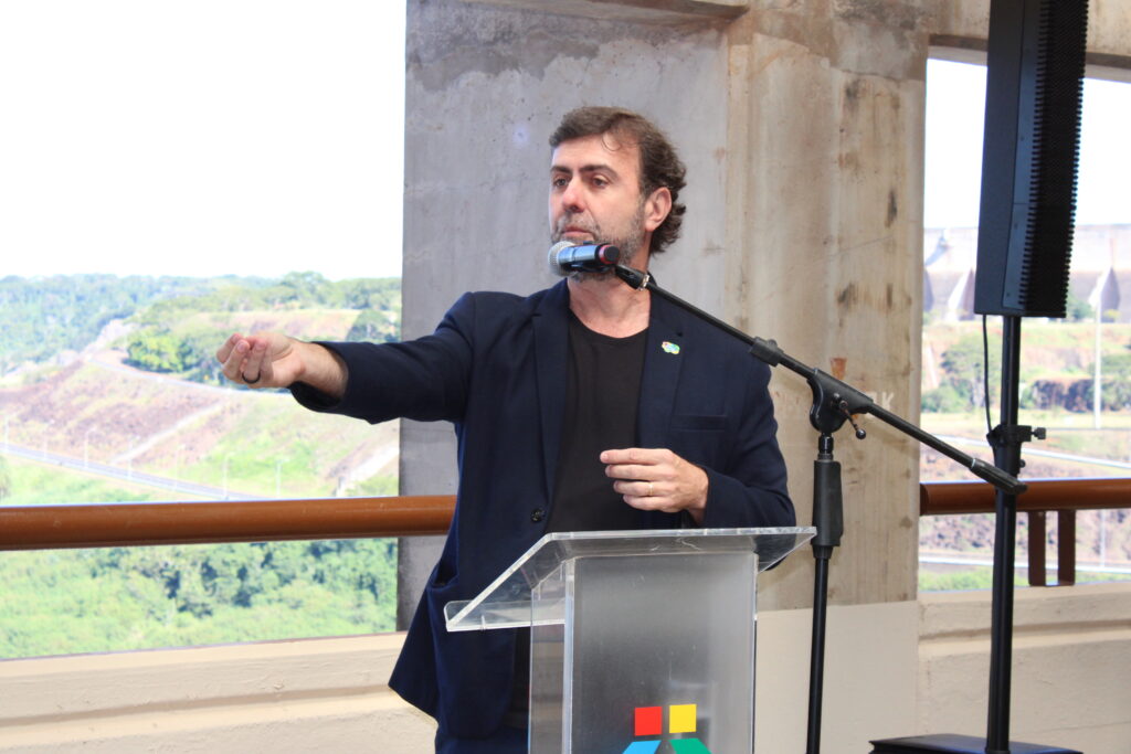 Marcelo Freixo presidente da Embratur 1 Embratur e Itaipu Binacional lançam programa focado em soluções tecnológicas para o Turismo