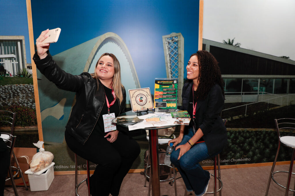 Márcia Martins e Natália França, do Circuito do Ouro Márcia Martins e Natália França, do Circuito do Ouro
