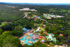 A Aviva é a plataforma de entretenimento detentora das marcas Hot Park, Rio Quente Resorts e Costa do Sauípe (Divulgação/Aviva)