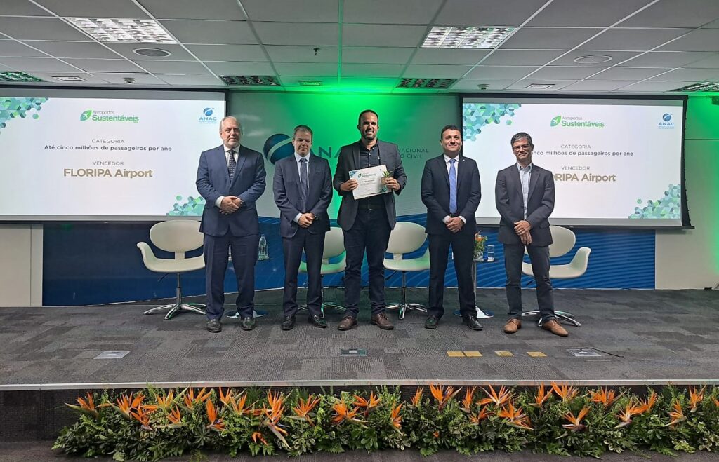 Aeroporto de Florianópolis conquista primeiro lugar em prêmio de sustentabilidade da Anac Aeroporto de Florianópolis conquista primeiro lugar em prêmio de sustentabilidade da Anac