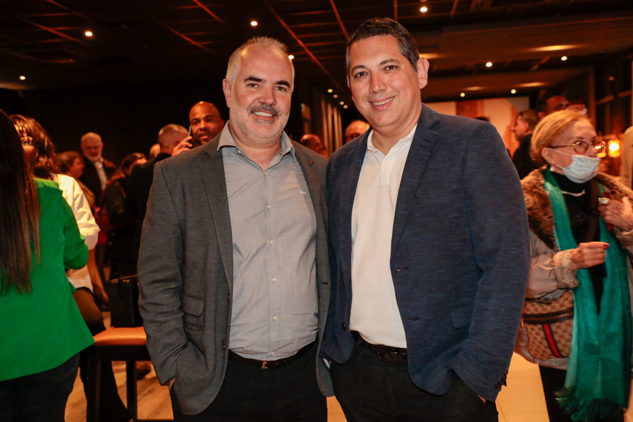 Rogério Linguanotti, da Hello Connections, e Fabiano Camargo, da CT Operadora Rogério Linguanotti, da Hello Connections, e Fabiano Camargo, da CT Operadora