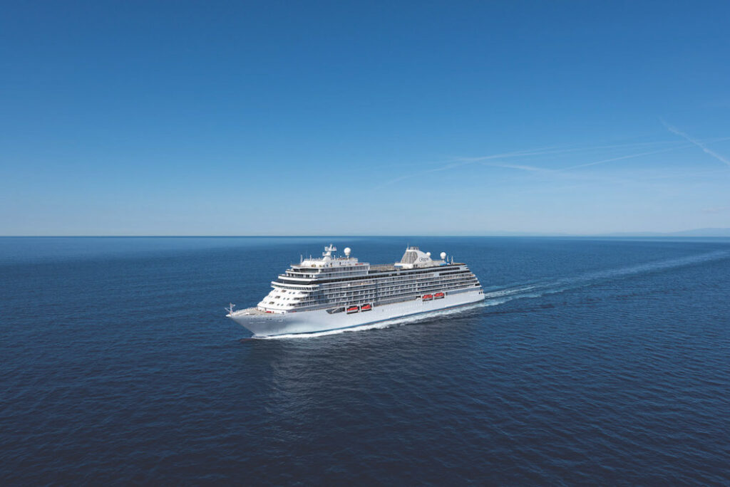 Seven Seas Explorer at Sea RSSC anuncia Voyage Collection de 2025-2026 com 164 novos itinerários e 29 portos inéditos
