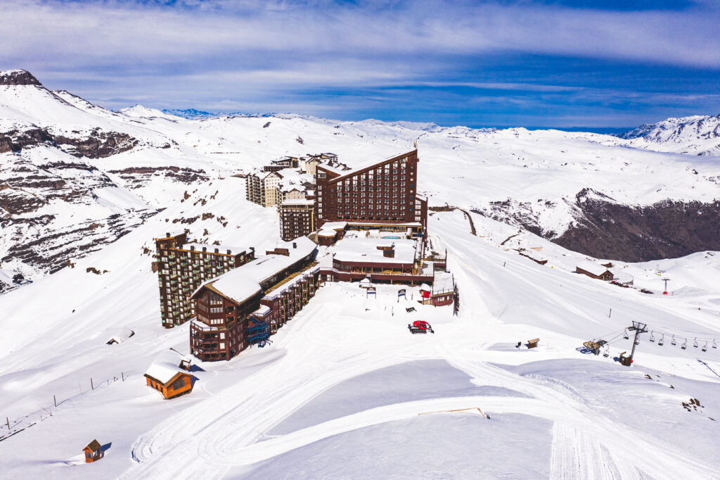 Valle Nevado estende temporada de neve até outubro e aposta em pacotes especiais; veja detalhes Valle Nevado estende temporada de neve até outubro e aposta em pacotes especiais; veja detalhes