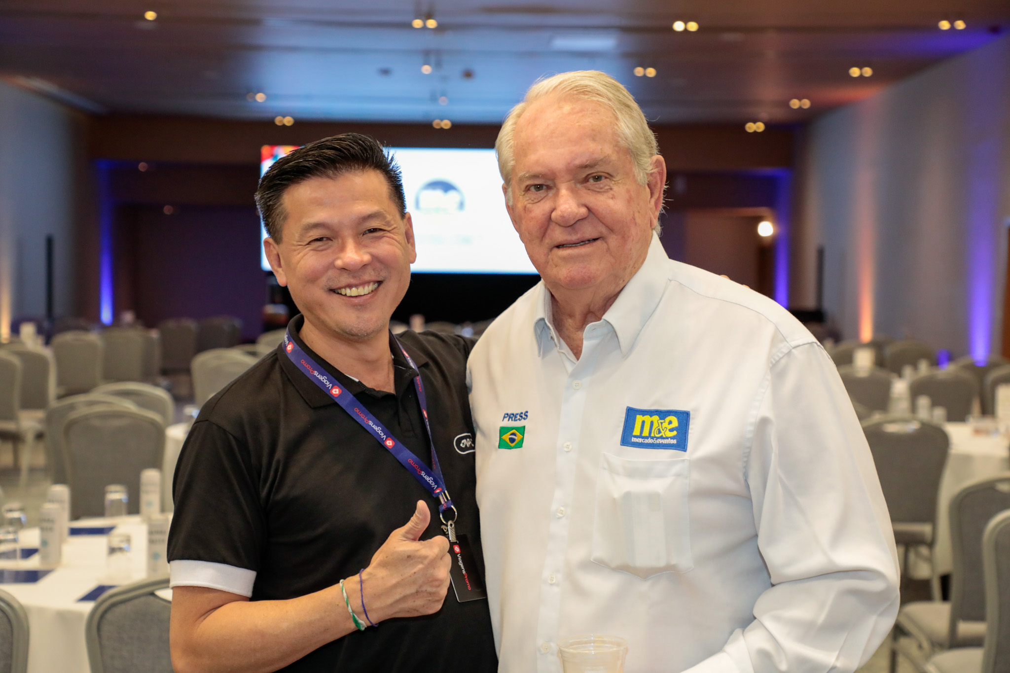 Valter Onishi, da ViagensPromo, e Roy Taylor, do M&E Valter Onishi, da ViagensPromo, e Roy Taylor, do M&E