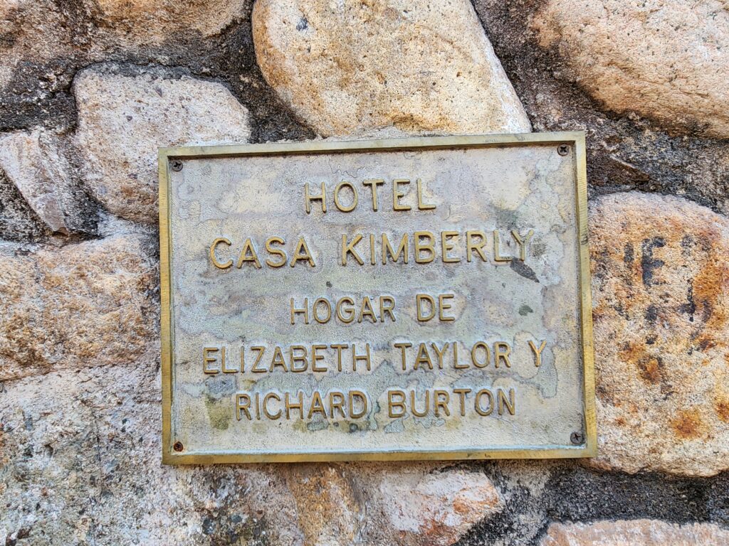Visita a casa de Liz Taylor transformada em hotel de luxo