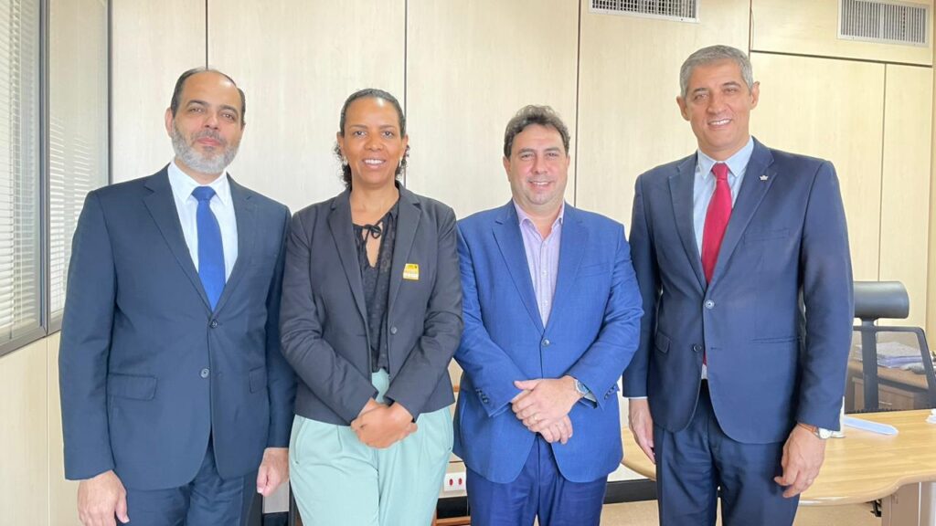 Abear, Iata e Ministério de Portos e Aeroportos alinham agenda com principais temas do setor 1 WhatsApp Image 2023 06 12 at 13.21.57 1 Abear, Iata e Ministério de Portos e Aeroportos alinham agenda com principais temas do setor