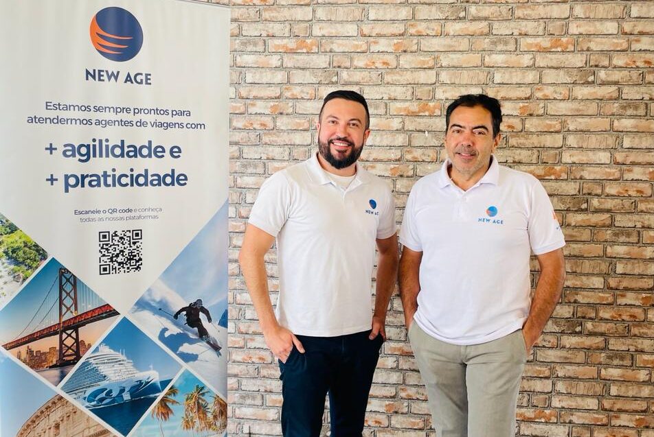 New Age realiza convenção de vendas e anuncia abertura de três novos mercados New Age realiza convenção de vendas e anuncia abertura de três novos mercados