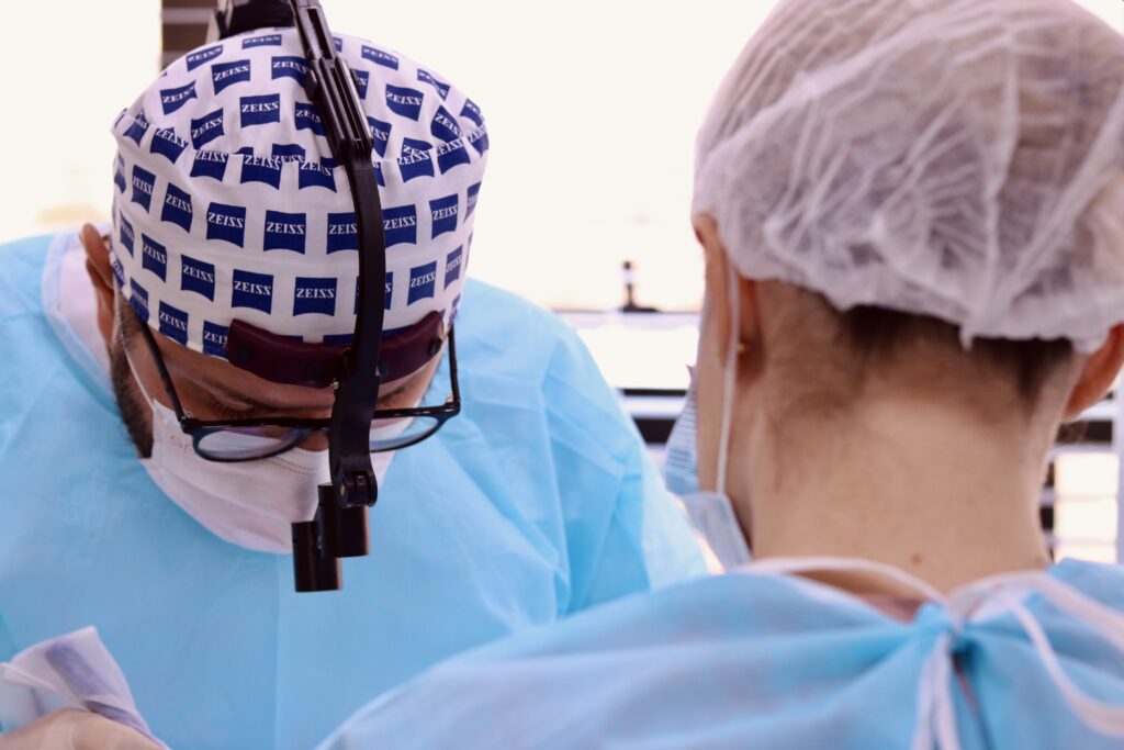 cirurgiao bucomaxilofacial Rafael Evaristo 6 Brasil é o destino preferido de turistas estrangeiros para cirurgias estéticas, diz pesquisa