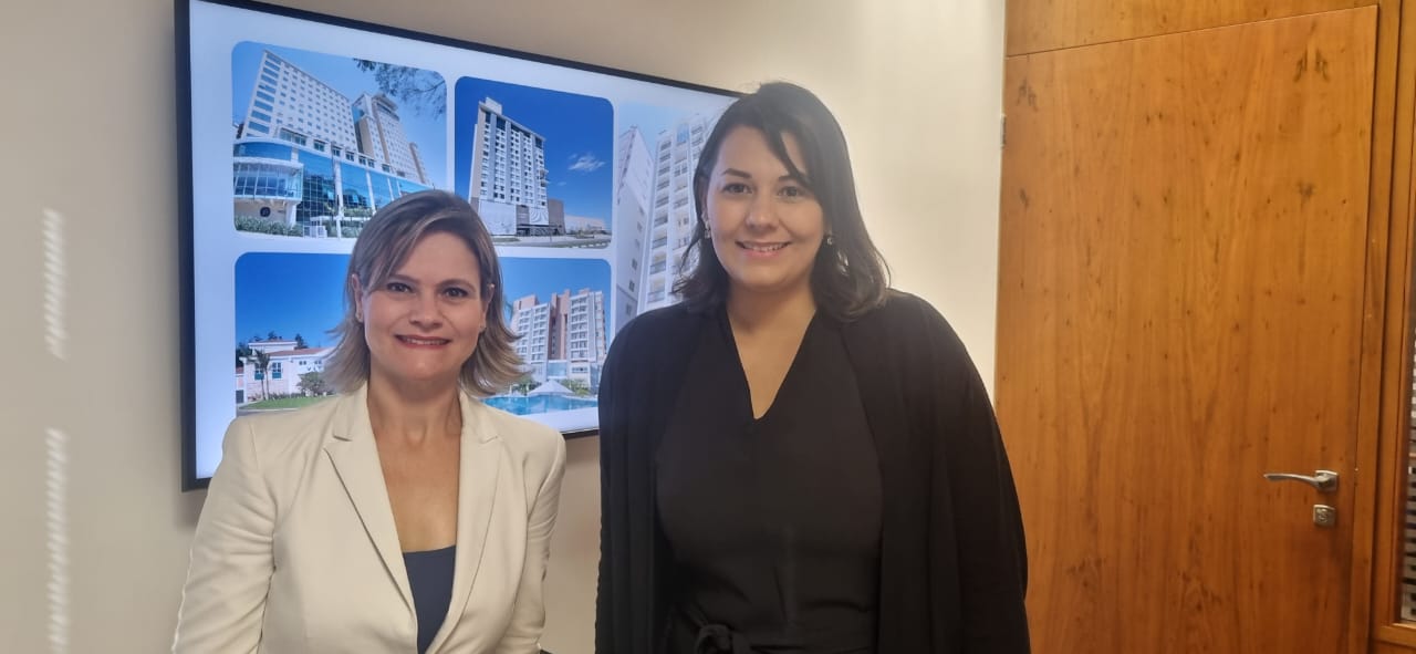 Fabiana Borin e Luiza Oliveira, da Vitória Hotéis Fabiana Borin e Luiza Oliveira, da Vitória Hotéis