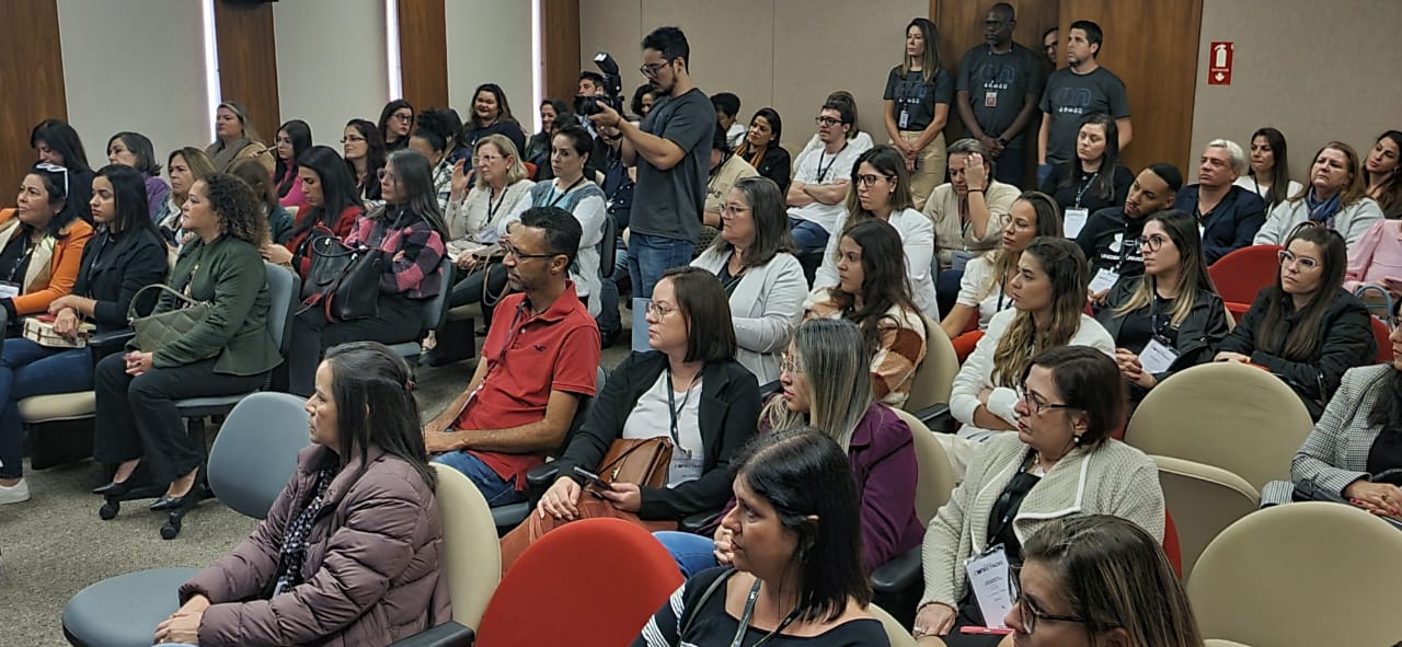 Auditório lotado com agentes de Campinas e região Auditório lotado com agentes de Campinas e região