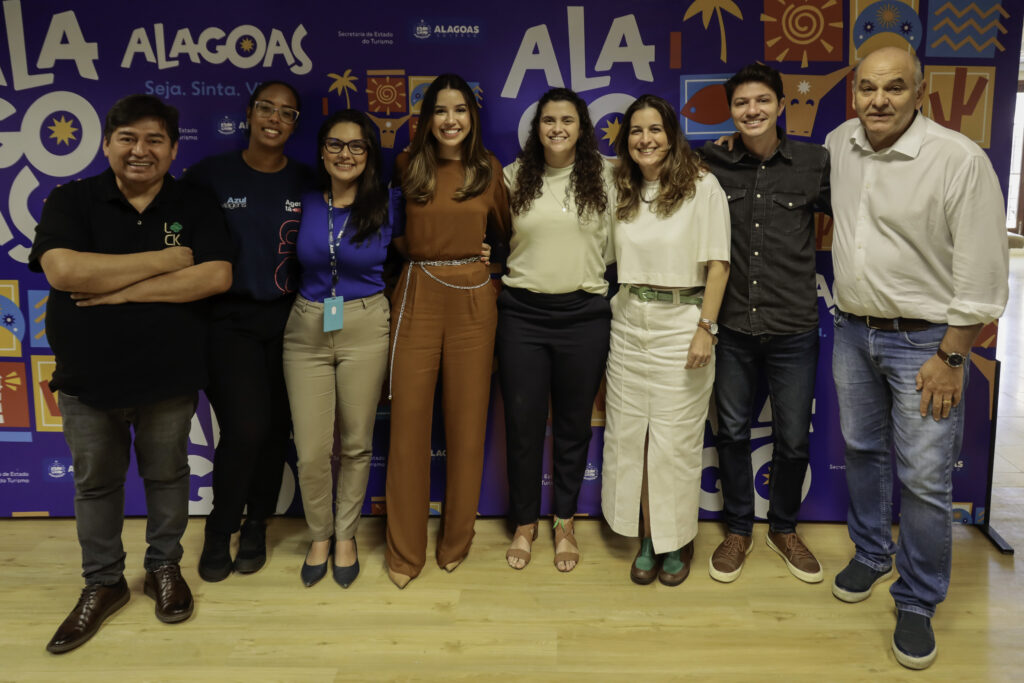 Alagoas e Azul Viagens anunciam 27 voos semanais de 17 cidades durante o verão Alagoas e Azul Viagens anunciam 27 voos semanais de 17 cidades durante o verão