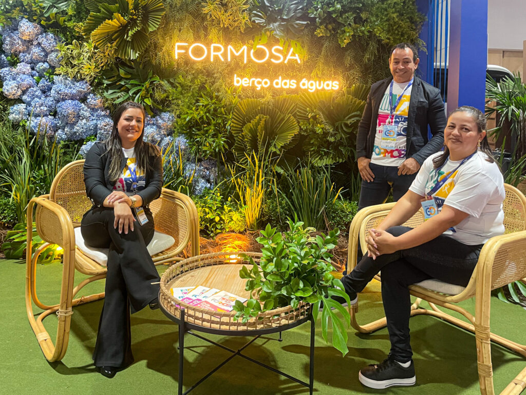 Carla Marins, Nadya Lima e Admar Caldas, da Secretária de Turismo de Formosa Carla Marins, Nadya Lima e Admar Caldas, da Secretária de Turismo de Formosa