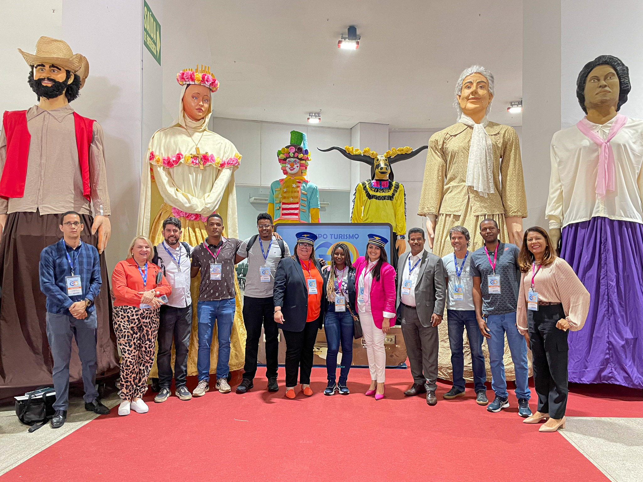 Convidados e parceiros das idealizadoras do Expo Turismo Goiás, Rose Páscoa e Eliene Meireles Convidados e parceiros das idealizadoras do Expo Turismo Goiás, Rose Páscoa e Eliene Meireles