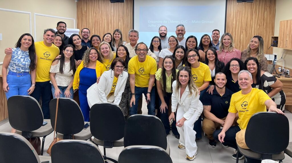Diretoria da CVC promove encontro em Cuiabá com máster franqueado e time das lojas Diretoria da CVC promove encontro em Cuiabá com máster franqueado e time das lojas