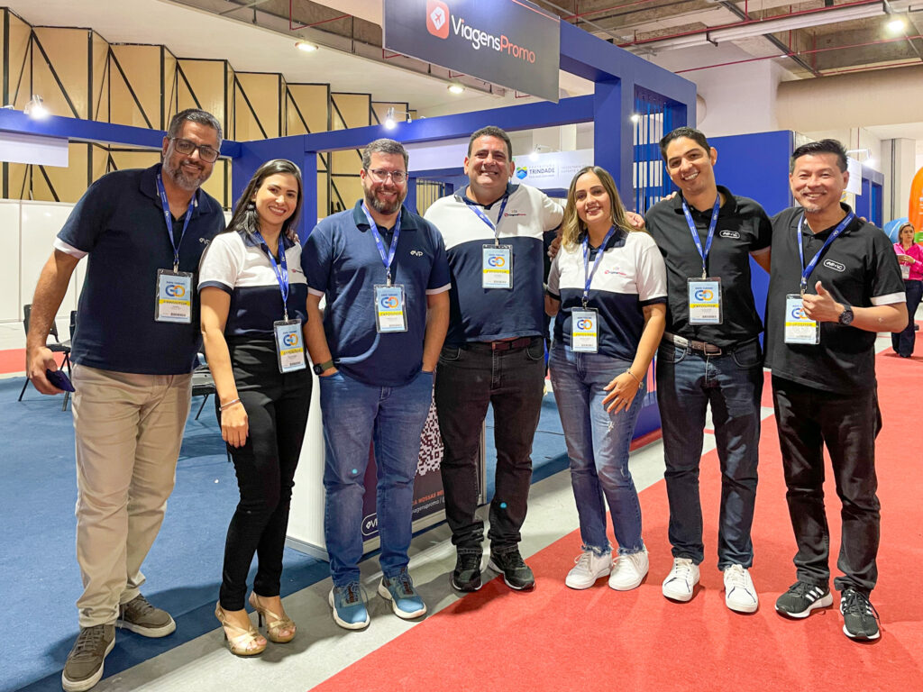 Equipe da ViagenPromo e ViagensCorp no Expo Turismo Goiás