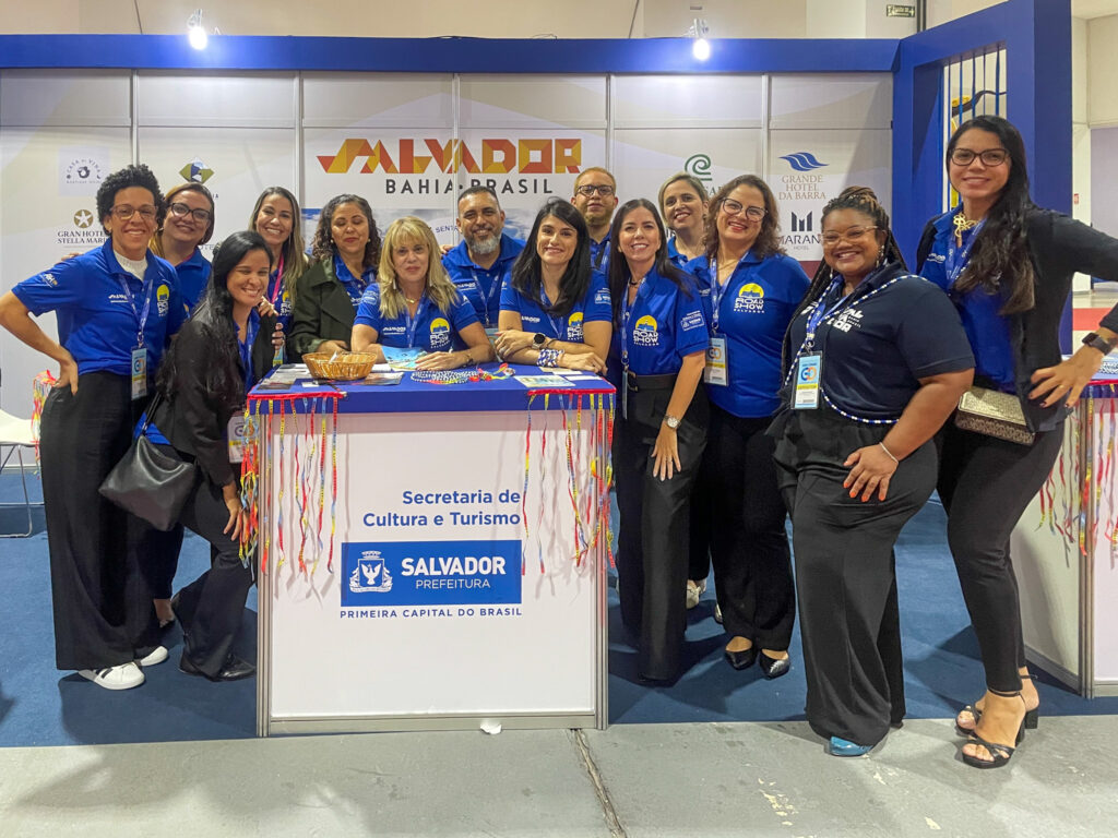 Equipe de Salvador, na Expo Turismo Goiás