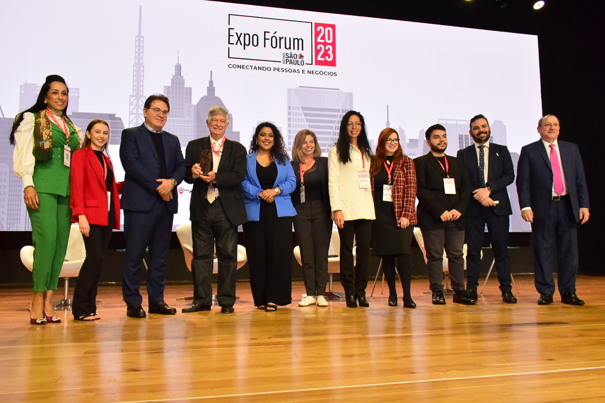 Homenagens foram feitas no Expo Fórum Visite São Paulo Homenagens foram feitas no Expo Fórum Visite São Paulo
