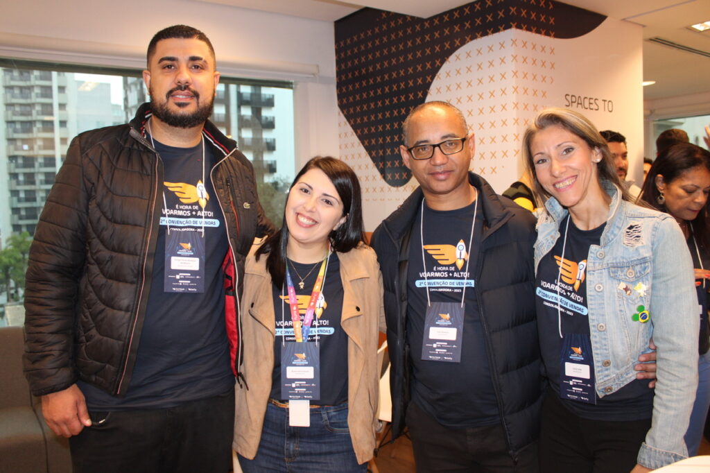 Fellipe Barbosa, Bruna Garcia, Joni Oliveira e Carla Leite, da BeFly