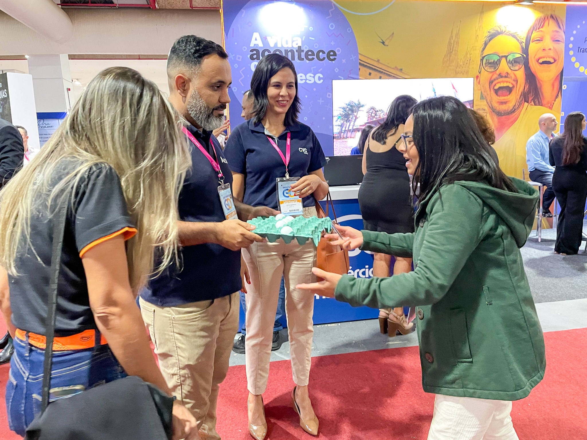 Interação entre marca e público nos corredores da Expo Turismo Goiás Interação entre marca e público nos corredores da Expo Turismo Goiás