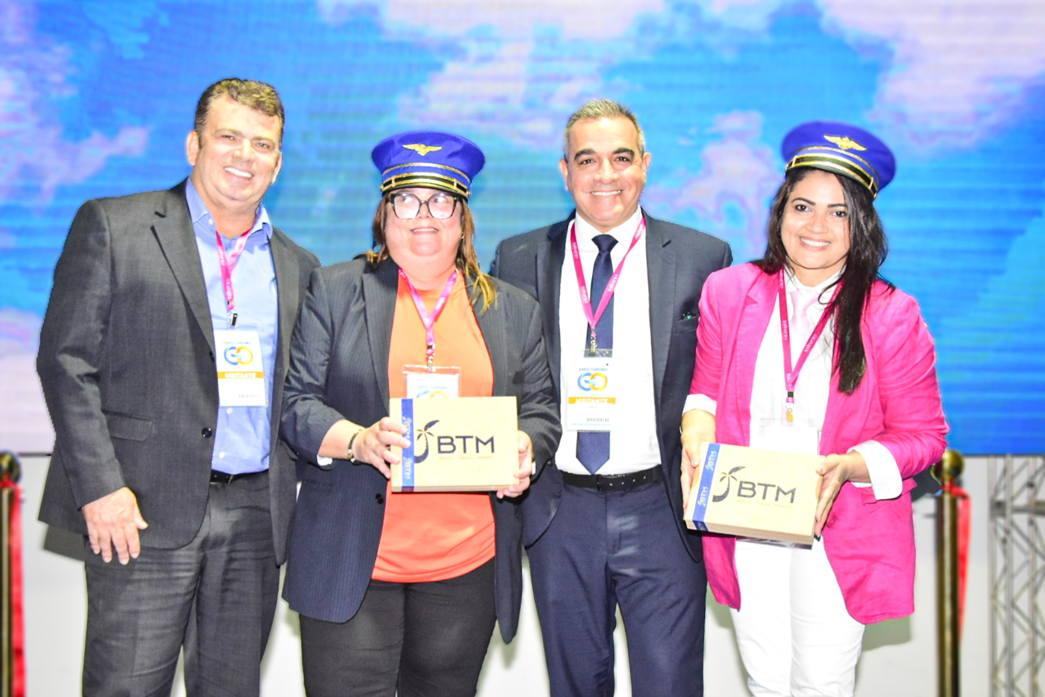 Levi Barbosa, da ABAV-GO; Eliene Meireles, da ETG; Breno Mesquita, da BTM; e Rose Páscoa da ETG Levi Barbosa, da ABAV-GO; Eliene Meireles, da ETG; Breno Mesquita, da BTM; e Rose Páscoa da ETG