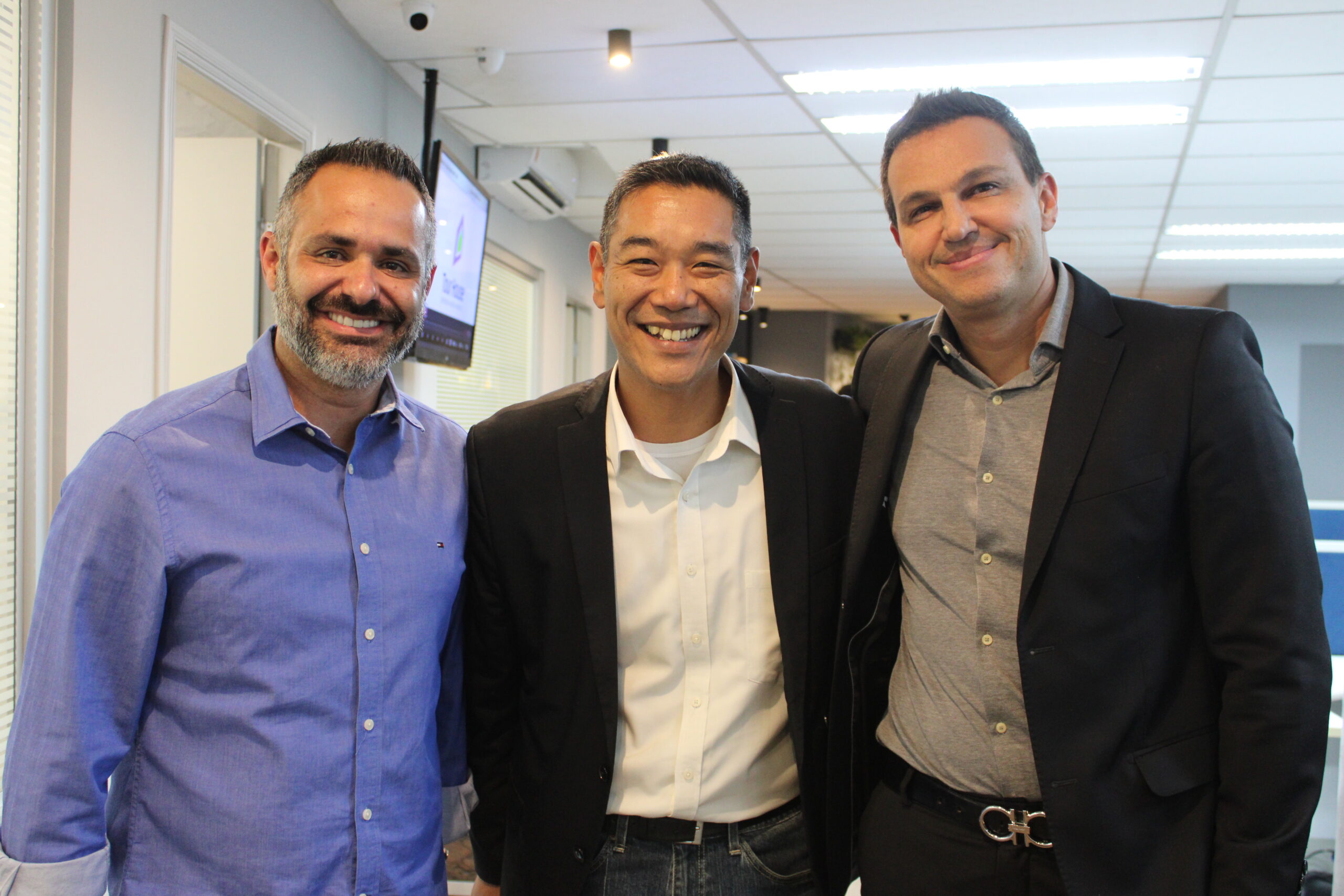 Luiz Silva, CEO da Tour House Eventos, com Marcel Ito e Alexandre Pinto, da Shift Luiz Silva, CEO da Tour House Eventos, com Marcel Ito e Alexandre Pinto, da Shift