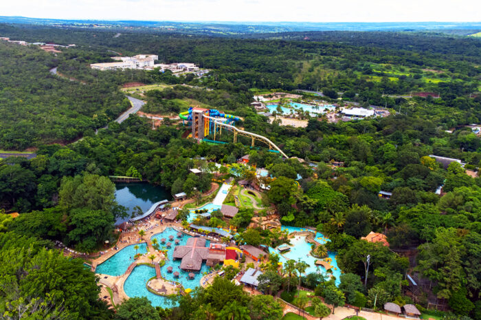 Resort Week: Rio Quente Resorts e Costa do Sauípe oferecem até 25% de desconto 1 O Hot Park considerado um dos melhores parques aquaticos do mundo fica dentro do complexo Rio Quente Parques Resorts Foto Divulgacao Aviva e1691762728865 Resort Week: Rio Quente Resorts e Costa do Sauípe oferecem até 25% de desconto