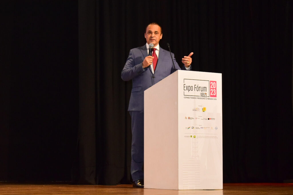 Roberto de Lucena, secretário de Turismo de São Paulo no Expo Fórum São Paulo